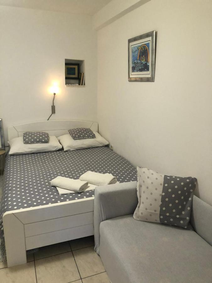 Old Town Apartment Nina 1 Сплит Екстериор снимка