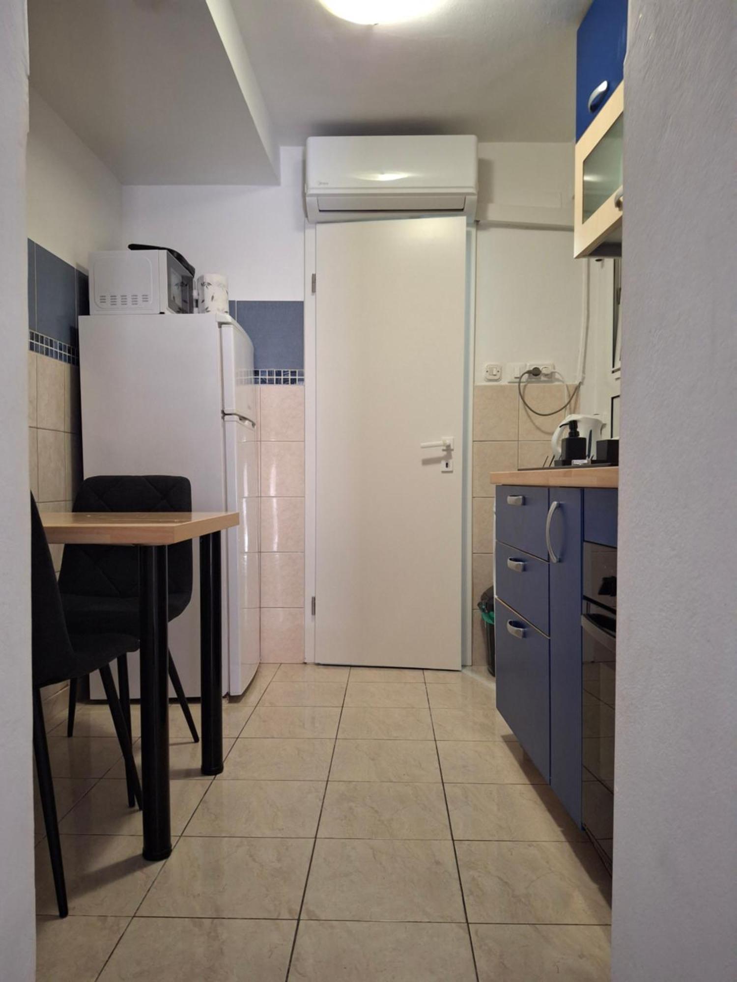 Old Town Apartment Nina 1 Сплит Екстериор снимка